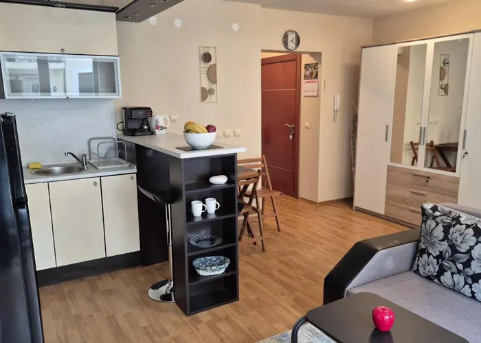 Iglika Apartamento *